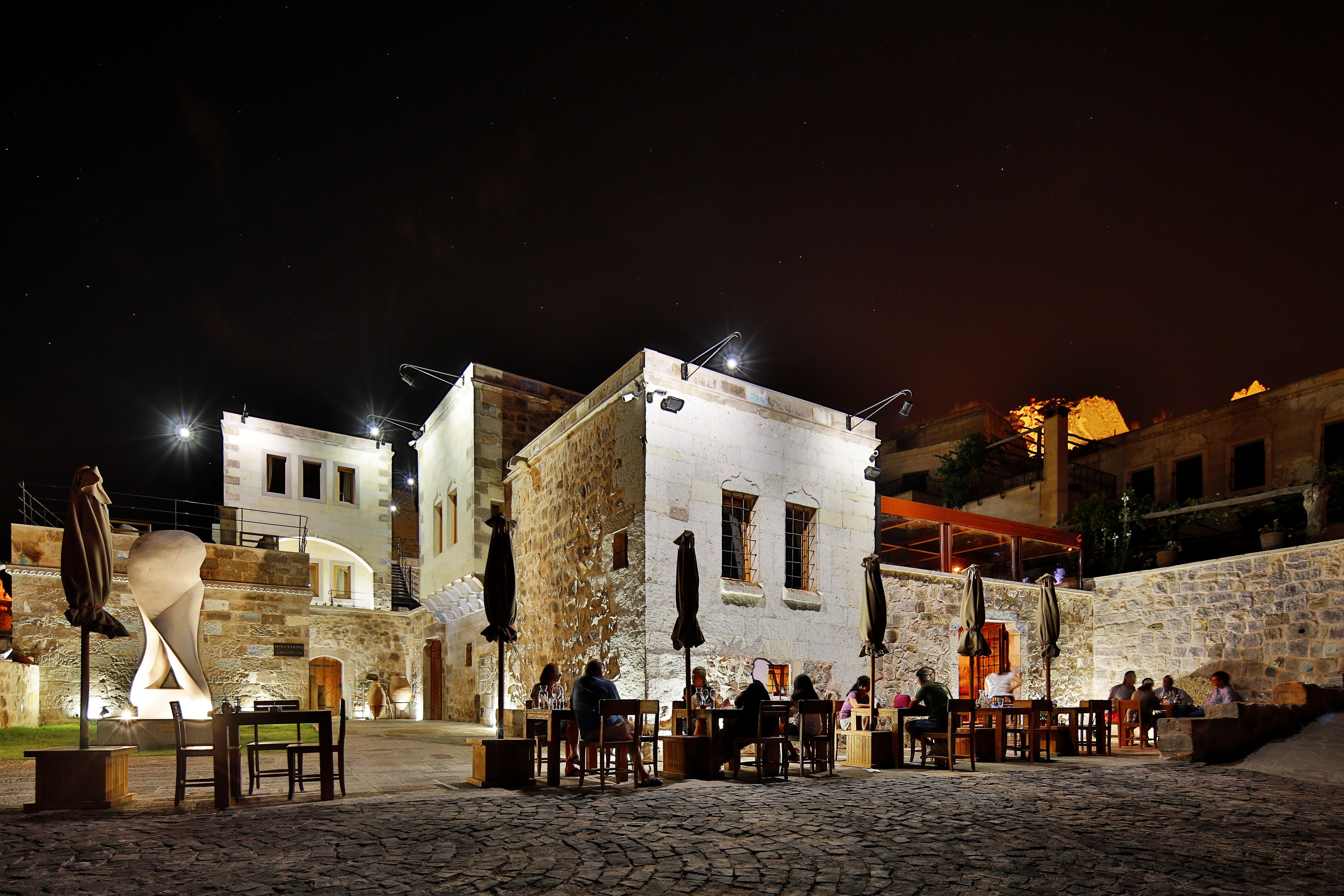 Millstone Cave Suites Hotel Uchisar Exterior photo