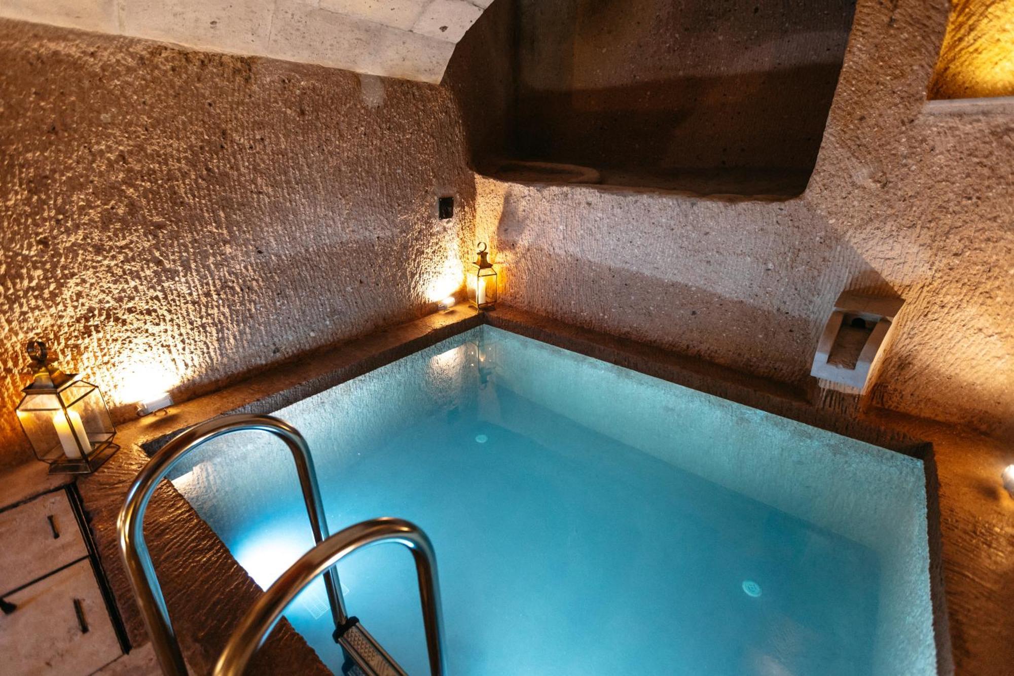 Millstone Cave Suites Hotel Uchisar Exterior photo
