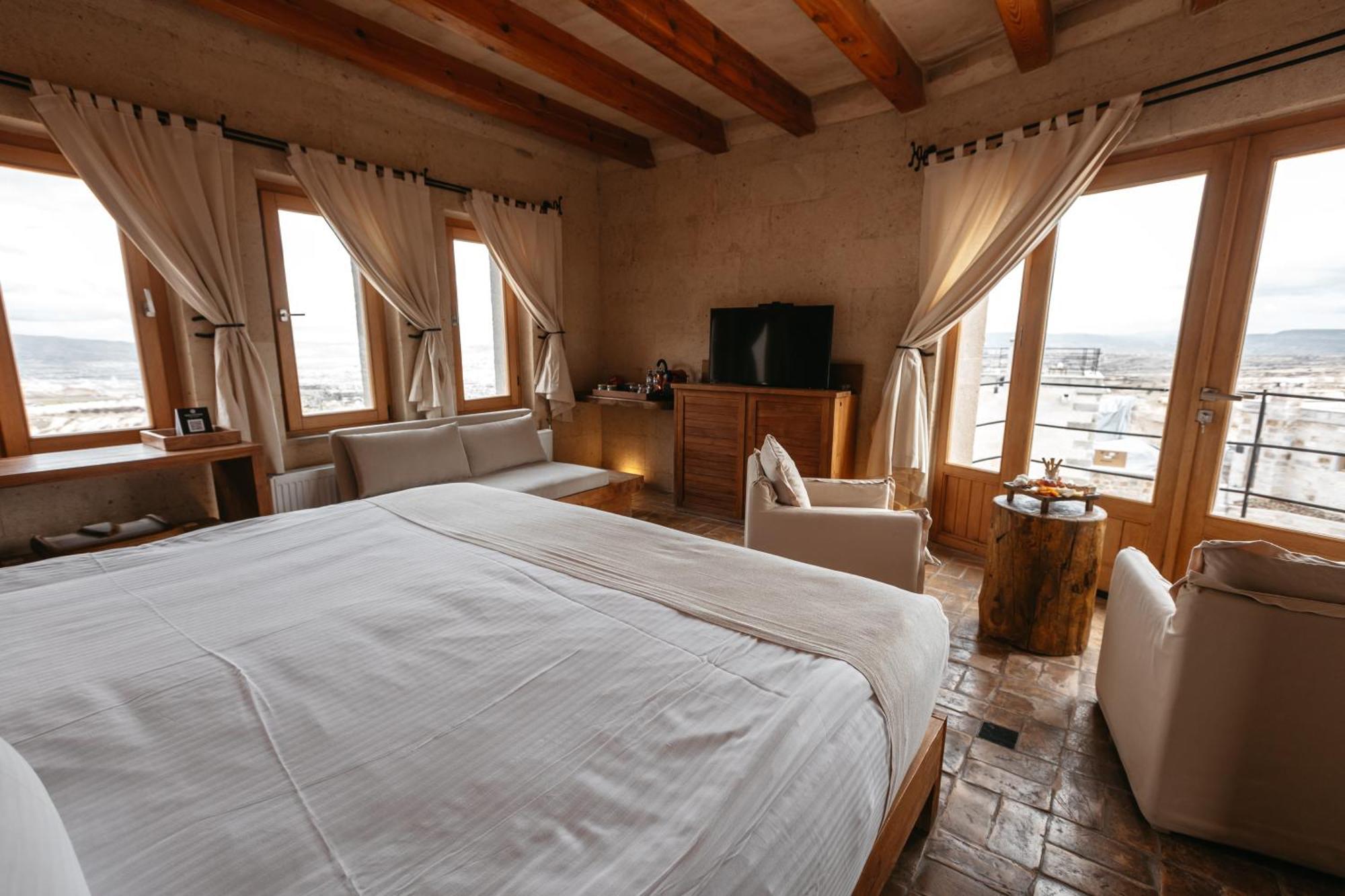 Millstone Cave Suites Hotel Uchisar Exterior photo
