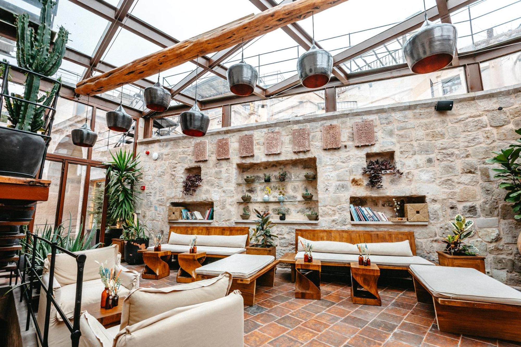 Millstone Cave Suites Hotel Uchisar Exterior photo