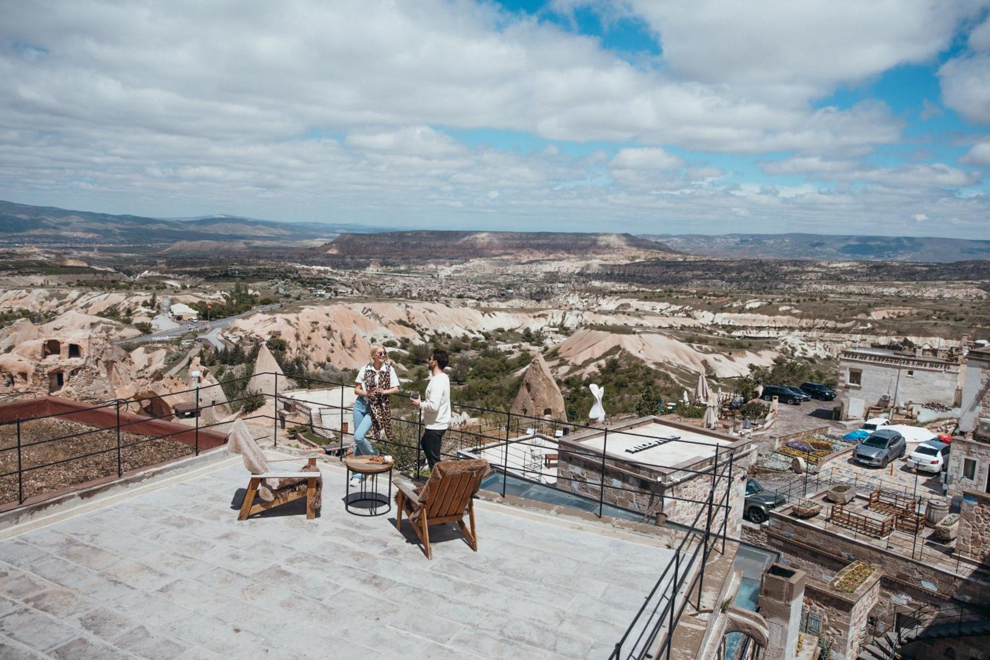 Millstone Cave Suites Hotel Uchisar Exterior photo