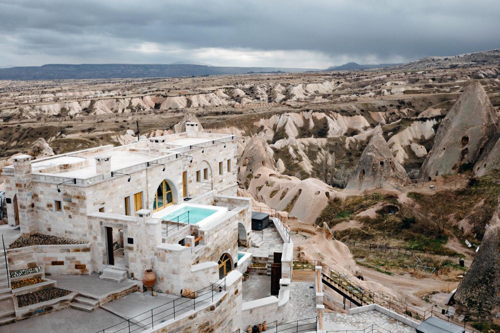 Millstone Cave Suites Hotel Uchisar Exterior photo